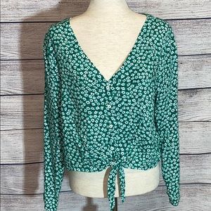 NWT H&M DIVIDED WOMENS LONG SLEEVE TIE FRONT TOP